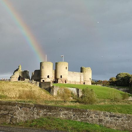 Vale View Apartment, Prestatyn, North Wales - A Stylish, Dog-Friendly Holiday Let Just A 5 Min Walk To Beach & Town! מראה חיצוני תמונה